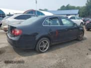 ✅ 2009 Volkswagen Jetta SE • VIN: 3VWRZ71K79M055185 • Lot: 67241205. Listed on Copart with 107,084 mi. Free auction sales archive from the USA and detailed vehicle history report at DreamBid. Image 3.