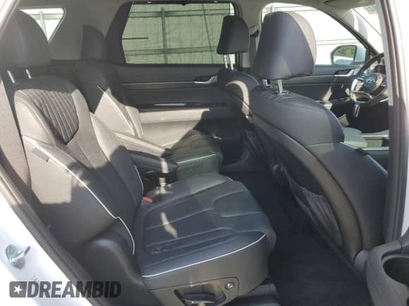 2024 Hyundai Palisade Limited с VIN KM8R54GE0RU654757, выставлен на аукционе Copart как лот 58195984 с пробегом 19 701 миль миль и Списание • Salvage title. История ставок и продаж доступна на DreamBid. Изображение 11.