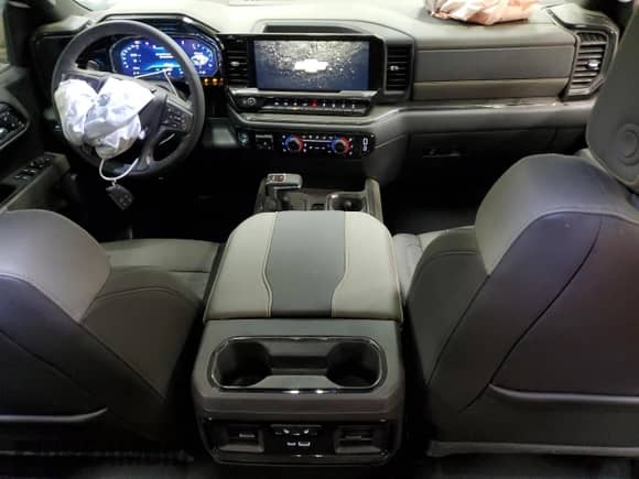 2024 Chevrolet Silverado 1500 ZR2 с VIN 3GCUDHEL6RG447111, выставлен на аукционе Copart как лот 59561175 с пробегом 6 859 миль миль и На запчасти • Non repairable. История ставок и продаж доступна на DreamBid. Изображение 8.