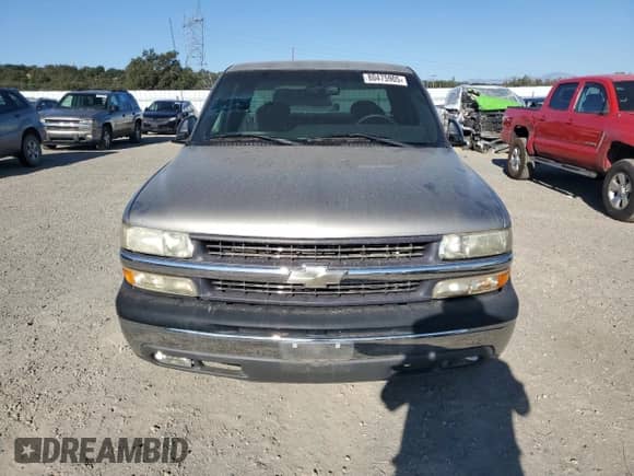 2002 Chevrolet Silverado 1500 with VIN 1GCEC19T92E160531, listed as a Copart auction lot 80475905 with 116,081 mi miles and Salvage title. Bid and sale history available at DreamBid. Image 5.