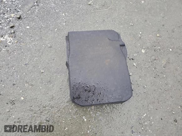 ✅ 2017 Lincoln MKC Select • VIN: 5LMCJ2C95HUL57896 • Lot: 95112045. Listed on Copart with 128,504 mi. Free auction sales archive from the USA and detailed vehicle history report at DreamBid. Image 13.