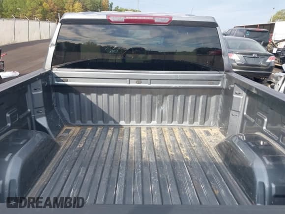 ✅ 2022 Chevrolet Silverado 1500 LT • VIN: 3GCUYDED2NG129356 • Lot: 43471383. Wystawiony na IAAI z przebiegiem 54 723 mil. Bezpłatny archiwum sprzedaży aukcyjnych z USA i szczegółowy raport historii pojazdu na DreamBid. Zdjęcie 16.