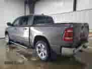 2021 Ram 1500 Big Horn z VIN 1C6SRFFT1MN605180, wystawiony jako Copart lot #90020175 z przebiegiem 49 615 mil mil oraz Szkoda całkowita • Salvage title. Historia ofert i sprzedaży dostępna na DreamBid. Obrazek 2.