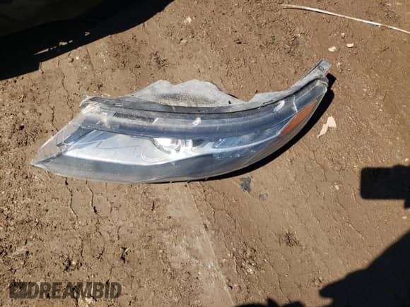 2015 Chevrolet Volt z VIN 1G1RB6E42FU131019, wystawiony jako Copart lot #50076104 z przebiegiem 132 864 mil mil oraz . Historia ofert i sprzedaży dostępna na DreamBid. Obrazek 12.