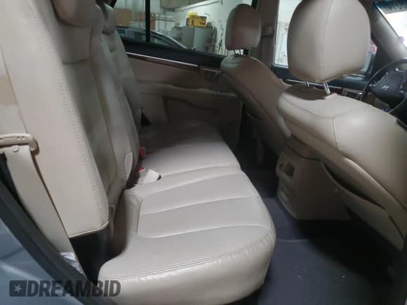 ✅ 2008 Hyundai Santa Fe SE • VIN: 5NMSH13E18H166974 • Lot: 78408314. Listed on Copart with 78,046 mi. Free auction sales archive from the USA and detailed vehicle history report at DreamBid. Image 11.