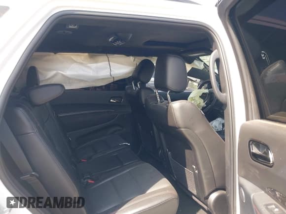 ✅ 2024 Dodge Durango R/T Plus • VIN: 1C4SDJCT6RC222370 • Lot: 42559660. Wystawiony na IAAI z przebiegiem 5 831 mil. Bezpłatny archiwum sprzedaży aukcyjnych z USA i szczegółowy raport historii pojazdu na DreamBid. Zdjęcie 8.