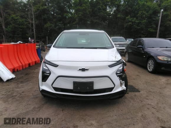 ✅ 2023 Chevrolet Bolt EV 1LT • VIN: 1G1FW6S03P4120721 • Lot: 43049889. Listed on IAAI with 31,128 mi. Free auction sales archive from the USA and detailed vehicle history report at DreamBid. Image 12.