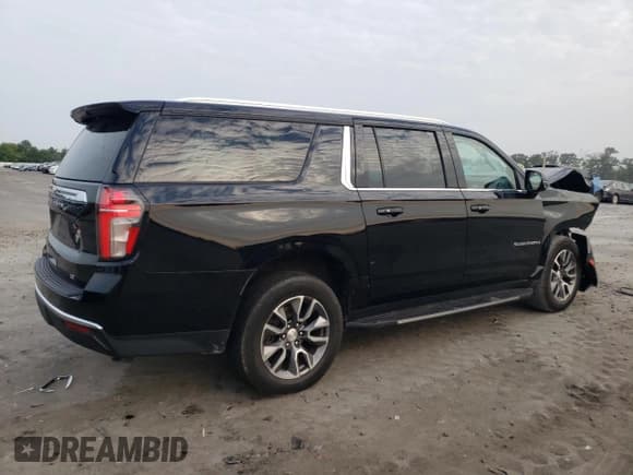 ✅ 2022 Chevrolet Suburban LT • VIN: 1GNSKCKD0NR358486 • Lot: 67746414. Wystawiony na Copart z przebiegiem 78 866 mil. Bezpłatny archiwum sprzedaży aukcyjnych z USA i szczegółowy raport historii pojazdu na DreamBid. Zdjęcie 3.