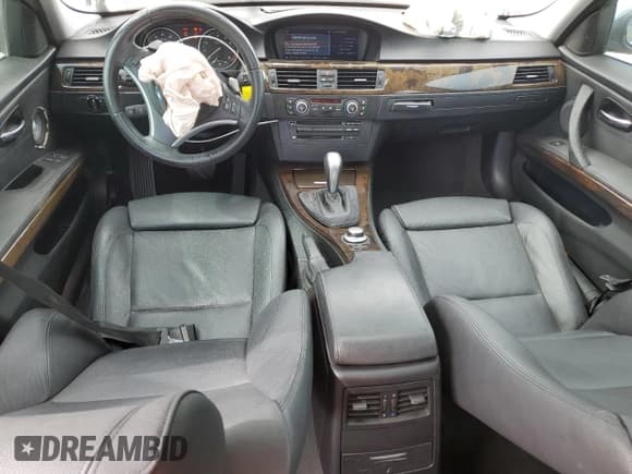 ✅ 2008 BMW 3 Series 335i • VIN: WBAVB77588NH79110 • Lot: 52767815. Listed on Copart with 98,074 mi. Free auction sales archive from the USA and detailed vehicle history report at DreamBid. Image 8.