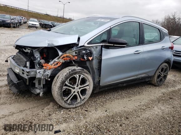 ✅ 2018 Chevrolet Bolt EV Premier • VIN: 1G1FX6S03J4109867 • Lot: 84071864. Wystawiony na Copart z przebiegiem 24 134 mil. Bezpłatny archiwum sprzedaży aukcyjnych z USA i szczegółowy raport historii pojazdu na DreamBid. Zdjęcie 1.