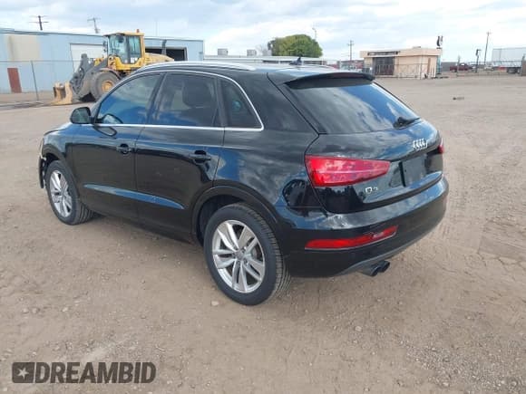 ✅ 2016 Audi Q3 Premium Plus • VIN: WA1BFCFS1GR010795 • Лот: 43357405. Опубликован ранее на IAAI с пробегом 77 928 миль. Бесплатный доступ к архиву аукционных продаж из США и подробный отчёт об истории автомобиля на DreamBid. Изображение 3.
