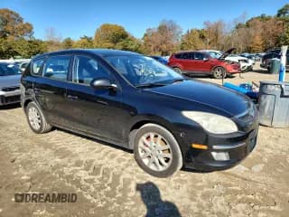 ✅ 2009 Hyundai Elantra Touring • VIN: KMHDC86E39U038477 • Lot: 91495735. Listed on Copart with 225,816 mi. Free auction sales archive from the USA and detailed vehicle history report at DreamBid. Image 4.