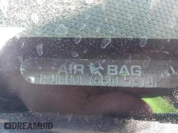 ✅ 2011 Ford Escape XLS • VIN: 1FMCU0C76BKC53742 • Лот: 43666855. Опубликован ранее на IAAI с пробегом 118 118 миль. Бесплатный доступ к архиву аукционных продаж из США и подробный отчёт об истории автомобиля на DreamBid. Изображение 9.