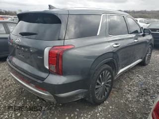 ✅ 2023 Hyundai Palisade Calligraphy • VIN: KM8R7DGE3PU608346 • Лот: 80686664. Опубликован ранее на Copart с пробегом 28 108 миль. Бесплатный доступ к архиву аукционных продаж из США и подробный отчёт об истории автомобиля на DreamBid. Изображение 3.