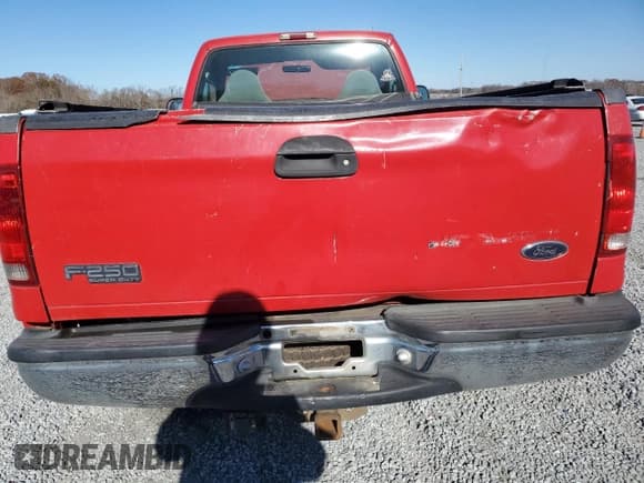 ✅ 2000 Ford F-250 XL • VIN: 1FTNF21F3YEB90135 • Lot: 83629824. Listed on Copart with 224,902 mi. Free auction sales archive from the USA and detailed vehicle history report at DreamBid. Image 11.