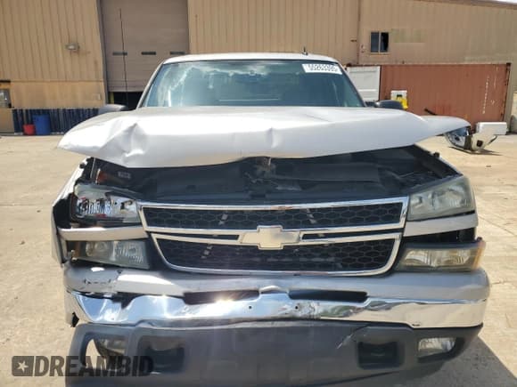 ✅ 2007 Chevrolet Silverado 1500 LT2 • VIN: 2GCEK13Z571135442 • Лот: 55263395. Опубликован ранее на Copart с пробегом 160 517 миль. Бесплатный доступ к архиву аукционных продаж из США и подробный отчёт об истории автомобиля на DreamBid. Изображение 5.