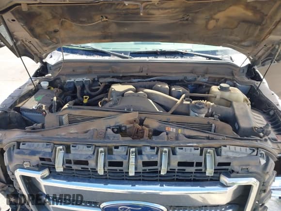 ✅ 2016 Ford F-250 XL • VIN: 1FT7W2A66GEB07093 • Lot: 42532155. Wystawiony na IAAI z przebiegiem 170 442 mil. Bezpłatny archiwum sprzedaży aukcyjnych z USA i szczegółowy raport historii pojazdu na DreamBid. Zdjęcie 10.