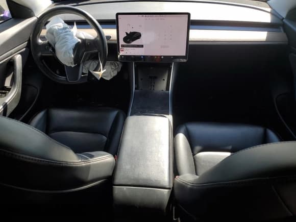 ✅ 2018 Tesla Model 3 Long Range Battery • VIN: 5YJ3E1EB6JF144282 • Lot: 50491975. Wystawiony na Copart z przebiegiem 113 877 mil. Bezpłatny archiwum sprzedaży aukcyjnych z USA i szczegółowy raport historii pojazdu na DreamBid. Zdjęcie 8.