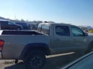 ✅ 2017 Toyota Tacoma SR5 • VIN: 3TMCZ5AN2HM095163 • Lot: 41010703. Listed on IAAI with 149,262 mi. Free auction sales archive from the USA and detailed vehicle history report at DreamBid. Image 13.