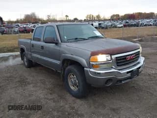 ✅ 2006 GMC Sierra 1500HD SLE1 • VIN: 1GTGK13U46F119642 • Lot: 43591353. Wystawiony na IAAI z przebiegiem 230 607 mil. Bezpłatny archiwum sprzedaży aukcyjnych z USA i szczegółowy raport historii pojazdu na DreamBid. Zdjęcie 1.