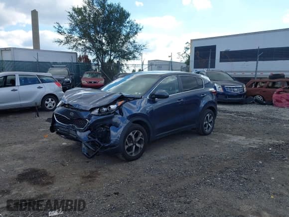 ✅ 2021 Kia Sportage LX • VIN: KNDPMCAC2M7889698 • Lot: 43537420. Listed on IAAI with 50,173 mi. Free auction sales archive from the USA and detailed vehicle history report at DreamBid. Image 18.