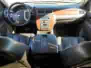 2013 Chevrolet Suburban LT с VIN 1GNSKJE7XDR130505, выставлен на аукционе Copart как лот 71925415 с пробегом 293 158 миль миль и Списание • Salvage title. История ставок и продаж доступна на DreamBid. Изображение 8.