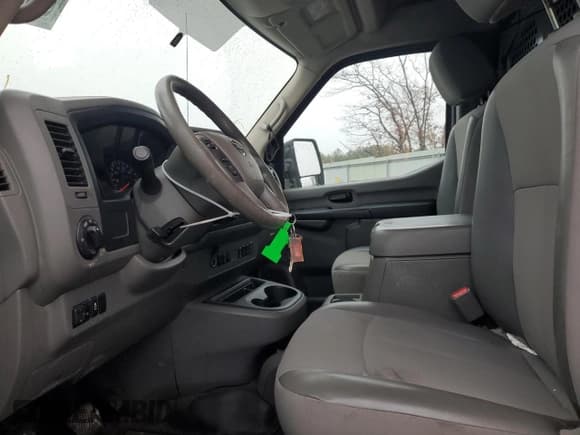 ✅ 2021 Nissan NV SV • VIN: 1N6AF0LY8MN800507 • Lot: 82896564. Listed on Copart with 58,295 mi. Free auction sales archive from the USA and detailed vehicle history report at DreamBid. Image 7.