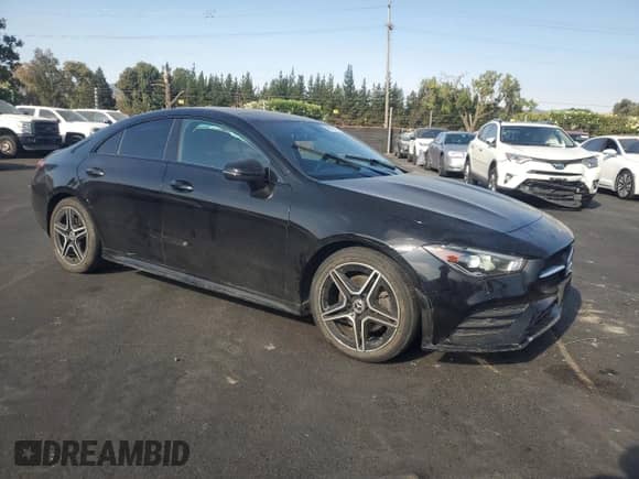 2021 Mercedes-Benz CLA 250 z VIN W1K5J4GBXMN188168, wystawiony jako Copart lot #68512475 z przebiegiem 63 544 mil mil oraz Szkoda całkowita • Salvage title. Historia ofert i sprzedaży dostępna na DreamBid. Obrazek 4.