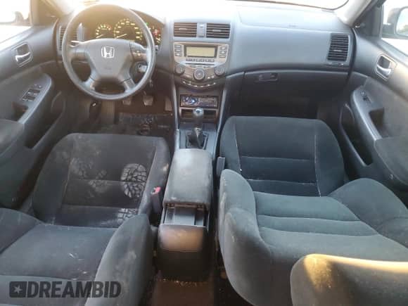 2006 Honda Accord VP with VIN 1HGCM551X6A051655, listed as a Copart auction lot 85133235 with 247,898 mi miles and Clean title. Bid and sale history available at DreamBid. Image 8.