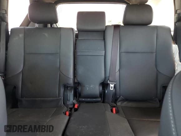 ✅ 2022 Lexus GX 460 • VIN: JTJKM7BX1N5311248 • Lot: 65607645. Wystawiony na Copart z przebiegiem 34 990 mil. Bezpłatny archiwum sprzedaży aukcyjnych z USA i szczegółowy raport historii pojazdu na DreamBid. Zdjęcie 10.