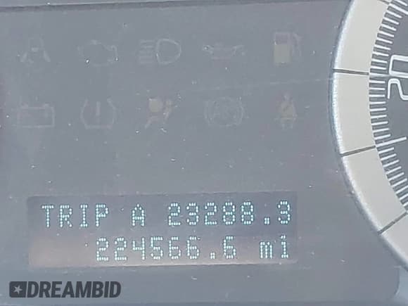 ✅ 2008 Ford Escape Limited • VIN: 1FMCU04128KB13867 • Lot: 42499448. Wystawiony na IAAI z przebiegiem 224 566 mil. Bezpłatny archiwum sprzedaży aukcyjnych z USA i szczegółowy raport historii pojazdu na DreamBid. Zdjęcie 16.