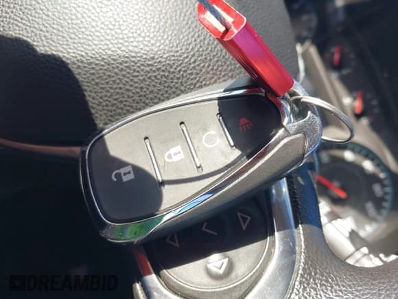 ✅ 2020 Chevrolet Traverse LS • VIN: 1GNERFKW8LJ211291 • Lot: 43513322. Listed on IAAI with 53,244 mi. Free auction sales archive from the USA and detailed vehicle history report at DreamBid. Image 11.