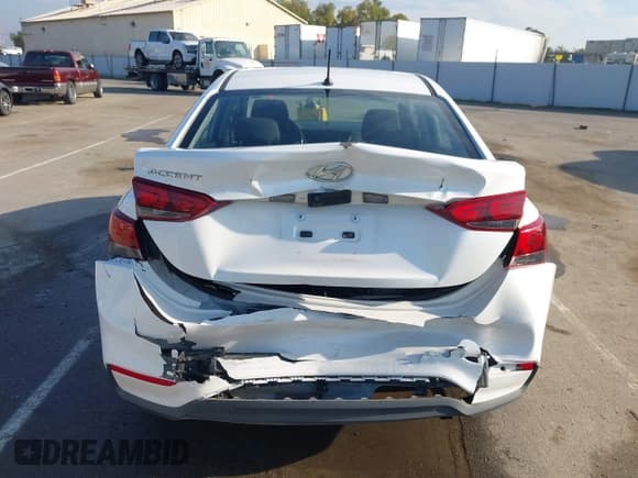 ✅ 2019 Hyundai Accent SE • VIN: 3KPC24A31KE052805 • Lot: 43614854. Listed on IAAI with 105,490 mi. Free auction sales archive from the USA and detailed vehicle history report at DreamBid. Image 16.