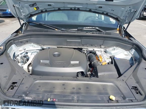 ✅ 2025 Volvo XC90 • VIN: YV4H60JF9S1294190 • Lot: 42364196. Listed on IAAI with 7,554 mi. Free auction sales archive from the USA and detailed vehicle history report at DreamBid. Image 10.