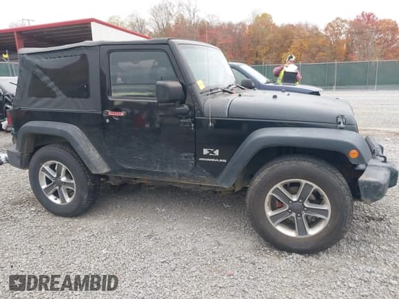 ✅ 2009 Jeep Wrangler X • VIN: 1J4FA24109L708017 • Lot: 43546972. Wystawiony na IAAI z przebiegiem 162 176 mil. Bezpłatny archiwum sprzedaży aukcyjnych z USA i szczegółowy raport historii pojazdu na DreamBid. Zdjęcie 13.