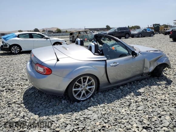 ✅ 2010 Mazda MX-5 Miata Grand Touring • VIN: JM1NC2FF5A0205190 • Lot: 61372455. Wystawiony na Copart z przebiegiem 147 852 mil. Bezpłatny archiwum sprzedaży aukcyjnych z USA i szczegółowy raport historii pojazdu na DreamBid. Zdjęcie 3.