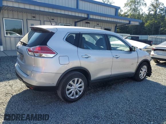 ✅ 2015 Nissan Rogue S • VIN: KNMAT2MT3FP584616 • Lot: 80863315. Wystawiony na Copart z przebiegiem 144 976 mil. Bezpłatny archiwum sprzedaży aukcyjnych z USA i szczegółowy raport historii pojazdu na DreamBid. Zdjęcie 3.