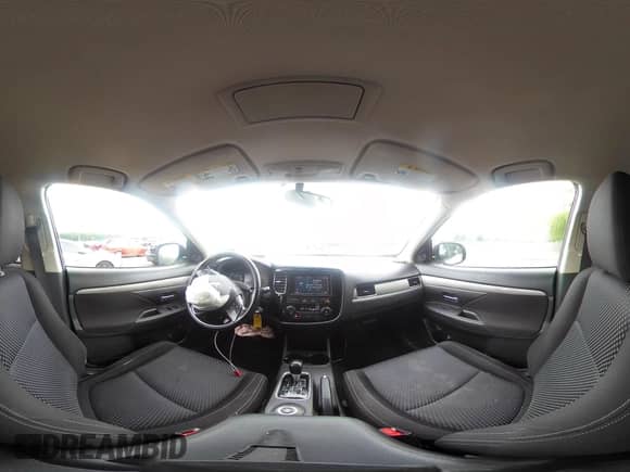 2016 Mitsubishi Outlander SE с VIN JA4AZ3A39GZ035527, выставлен на аукционе IAAI как лот 42526052 с пробегом 72 547 миль миль и . История ставок и продаж доступна на DreamBid. Изображение 18.