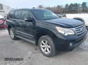 ✅ 2012 Lexus GX 460 • VIN: JTJBM7FX4C5049393 • Lot: 41315568. Wystawiony na IAAI z przebiegiem 148 010 mil. Bezpłatny archiwum sprzedaży aukcyjnych z USA i szczegółowy raport historii pojazdu na DreamBid. Zdjęcie 1.