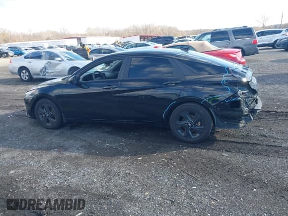 ✅ 2023 Hyundai Elantra SEL • VIN: KMHLM4AG7PU373457 • Lot: 43666571. Listed on IAAI with 90,425 mi. Free auction sales archive from the USA and detailed vehicle history report at DreamBid. Image 14.