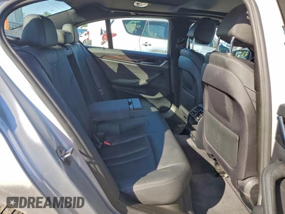 ✅ 2019 BMW 5 Series 530i • VIN: WBAJA5C56KG901158 • Lot: 95908085. Listed on Copart with 95,601 mi. Free auction sales archive from the USA and detailed vehicle history report at DreamBid. Image 10.