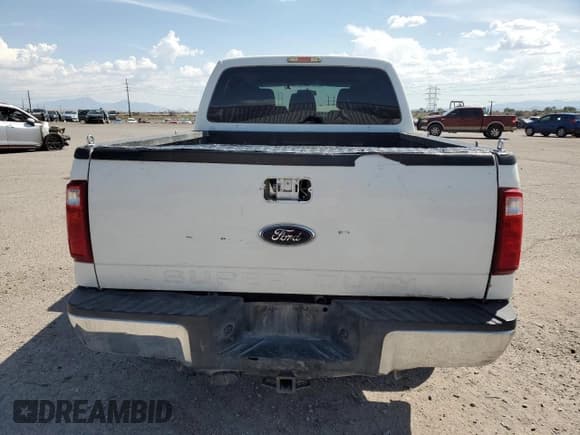 ✅ 2015 Ford F-250 XL • VIN: 1FT7W2A61FEB53249 • Lot: 68887445. Listed on Copart with 197,147 mi. Free auction sales archive from the USA and detailed vehicle history report at DreamBid. Image 6.
