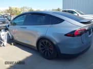 ✅ 2024 Tesla Model X Plaid • VIN: 7SAXCBE66RF458402 • Lot: 42139034. Wystawiony na IAAI z przebiegiem Nie podano. Bezpłatny archiwum sprzedaży aukcyjnych z USA i szczegółowy raport historii pojazdu na DreamBid. Zdjęcie 3.