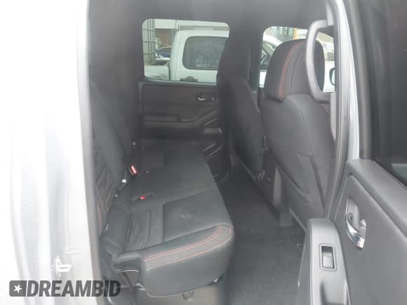 ✅ 2024 Nissan Frontier SV • VIN: 1N6ED1EK9RN671061 • Lot: 43376119. Listed on IAAI with 19,939 mi. Free auction sales archive from the USA and detailed vehicle history report at DreamBid. Image 8.