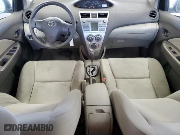 ✅ 2009 Toyota Yaris • VIN: JTDBT903891313710 • Лот: 80753565. Опубликован ранее на Copart с пробегом 149 411 миль. Бесплатный доступ к архиву аукционных продаж из США и подробный отчёт об истории автомобиля на DreamBid. Изображение 8.