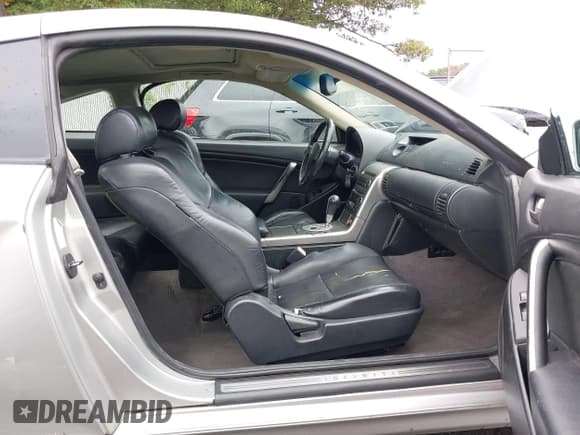 ✅ 2004 Infiniti G35 w/Leather • VIN: JNKCV54E64M826737 • Lot: 43175425. Listed on IAAI with 116,482 mi. Free auction sales archive from the USA and detailed vehicle history report at DreamBid. Image 5.
