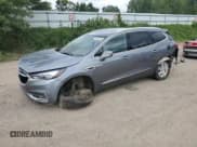 ✅ 2021 Buick Enclave Essence • VIN: 5GAEVAKW6MJ230111 • Лот: 68644305. Опубликован ранее на Copart с пробегом 56 621 миль. Бесплатный доступ к архиву аукционных продаж из США и подробный отчёт об истории автомобиля на DreamBid. Изображение 1.