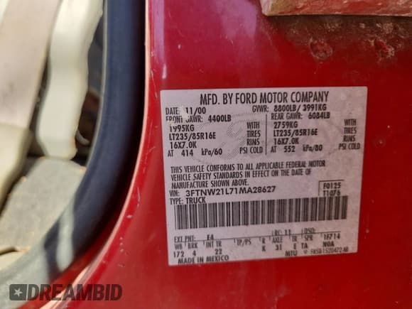 ✅ 2001 Ford F-250 • VIN: 3FTNW21L71MA28627 • Lot: 81902375. Wystawiony na Copart z przebiegiem 180 122 mil. Bezpłatny archiwum sprzedaży aukcyjnych z USA i szczegółowy raport historii pojazdu na DreamBid. Zdjęcie 12.