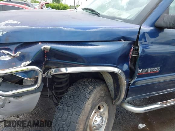 ✅ 2001 Dodge 2500 • VIN: 3B7KF23681G748883 • Lot: 42095866. Listed on IAAI with Not provided. Free auction sales archive from the USA and detailed vehicle history report at DreamBid. Image 16.
