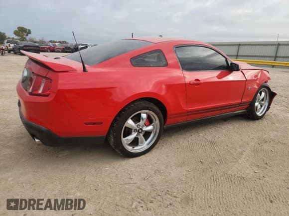 ✅ 2012 Ford Mustang GT Premium • VIN: 1ZVBP8CF4C5249330 • Lot: 85550595. Listed on Copart with 120,474 mi. Free auction sales archive from the USA and detailed vehicle history report at DreamBid. Image 3.